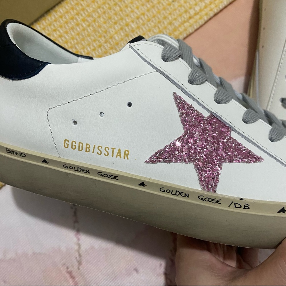 Golden Goose Style White Sneakers with Pink Glitter Star - Picture 2 of 6